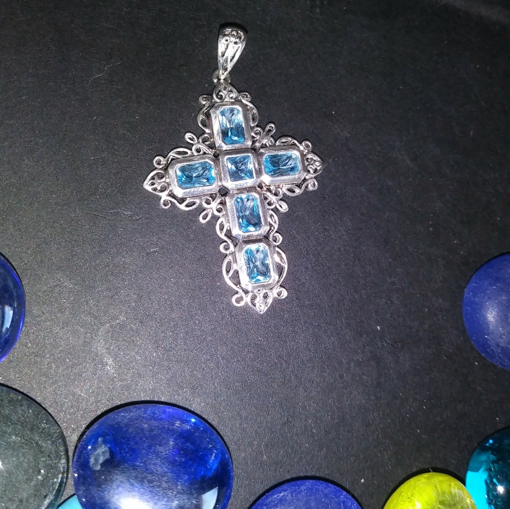 NWT- Aquamarine/ Sterling Silver crossb